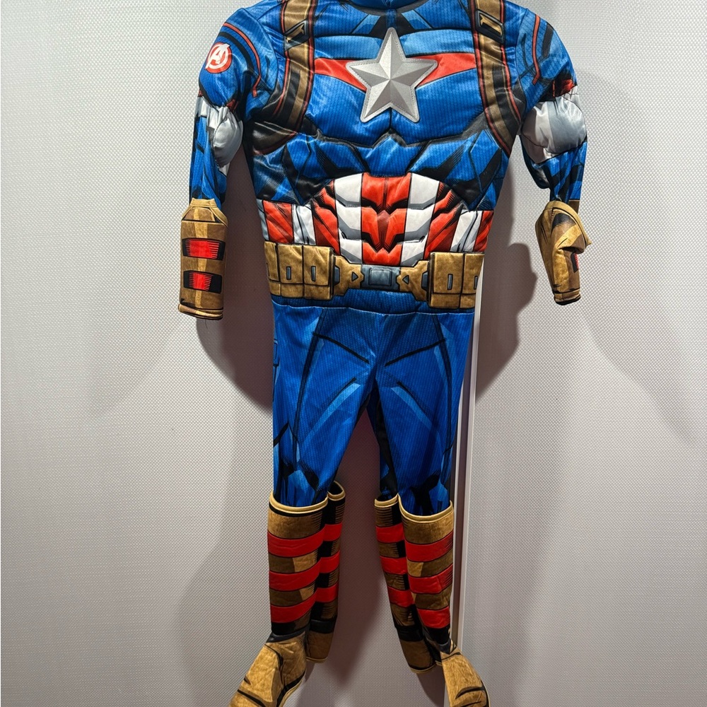Captin America costume size 3-4